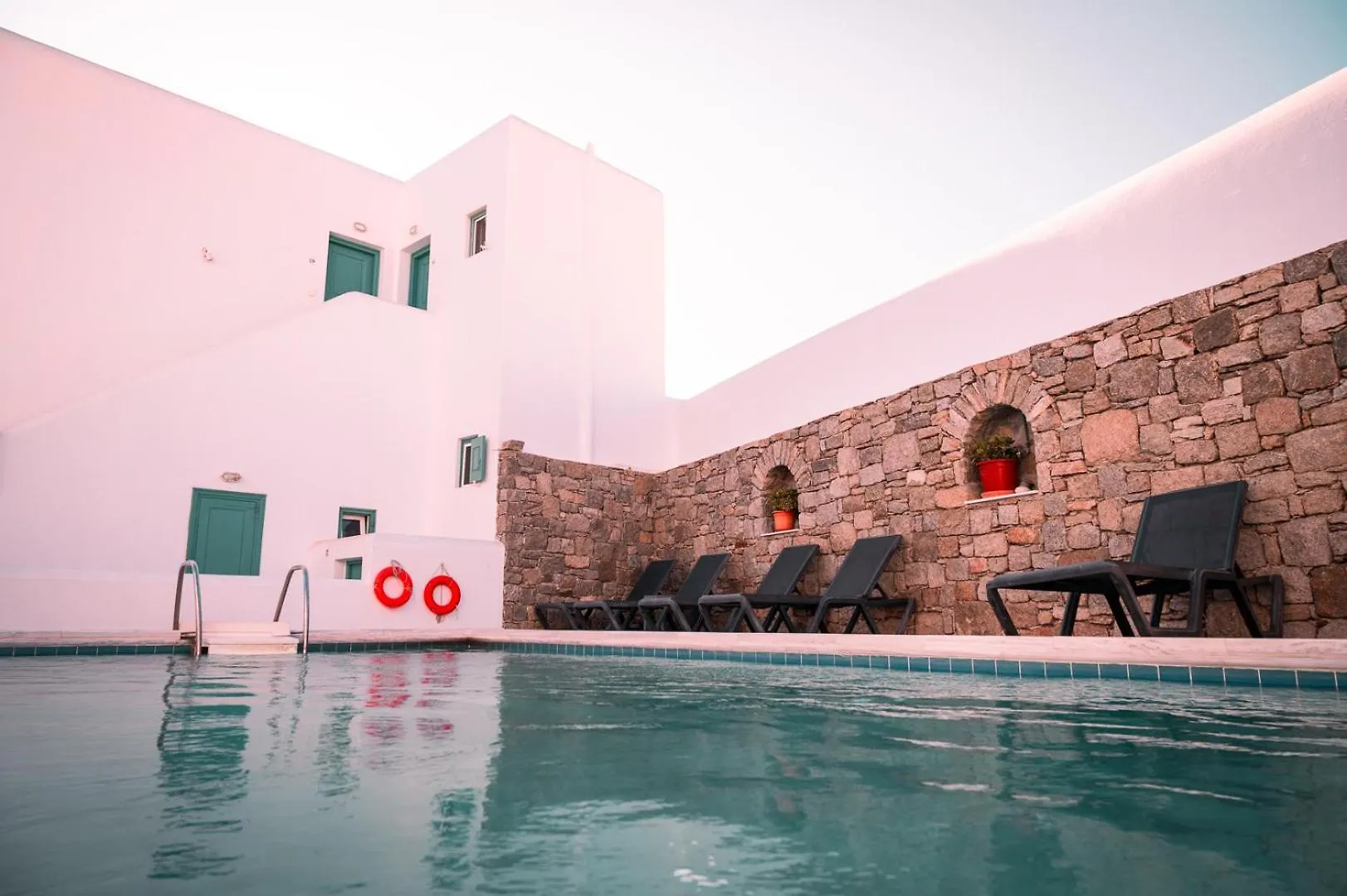 Celeste Apartments Ornos  Ornos (Mykonos)