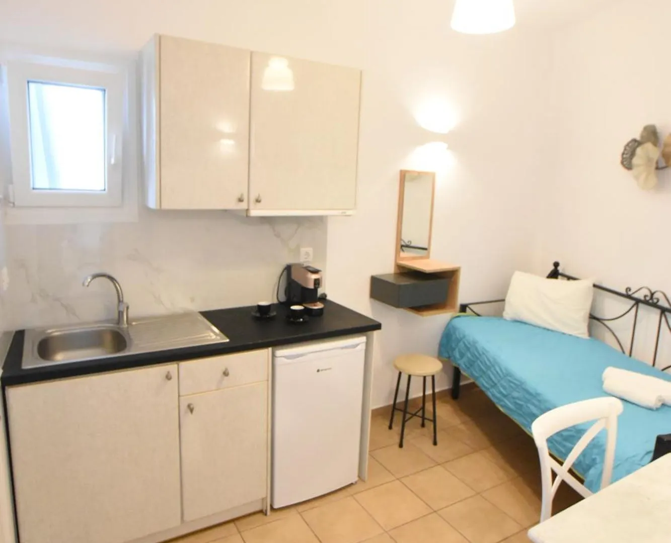 Celeste Apartments Ορνός