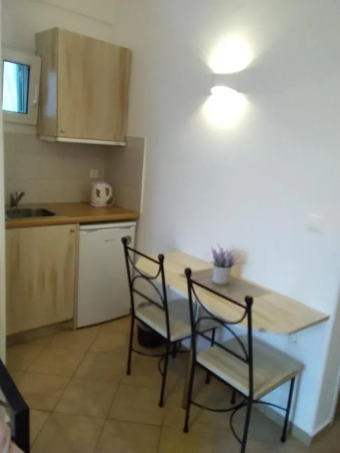 Celeste Apartments Ορνός Ελλάδα